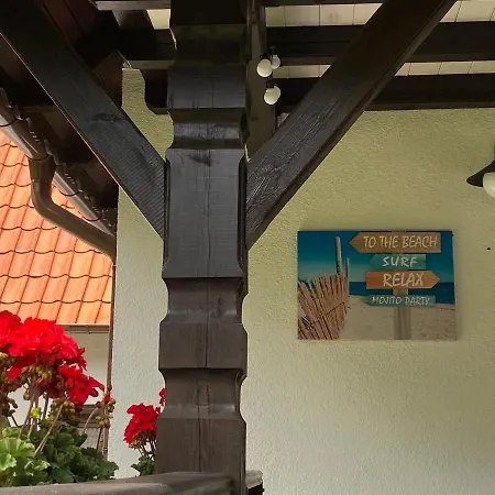 Dom W Krzyzach Krzyze