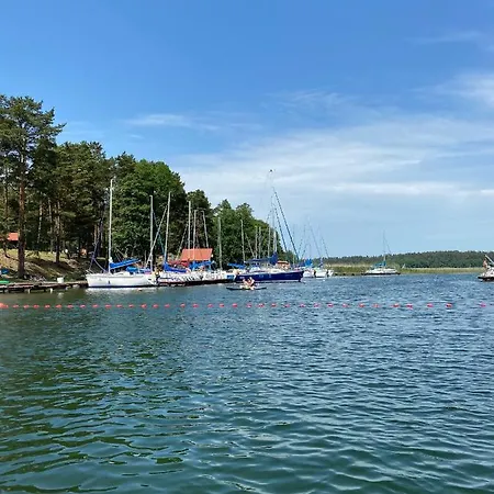 Dom W Krzyzach Krzyze